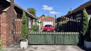 Photo 1- click for photo gallery